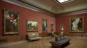 photo of gallery with bench seating